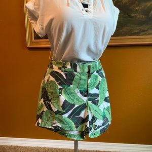 Palm Leaf Shorts Tropical Beach Florida Women 12 Green Black White EUC
